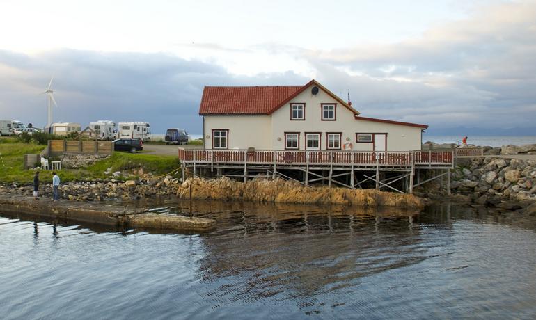 Kvalnesbrygga Hotel Kvalnes  Exterior photo